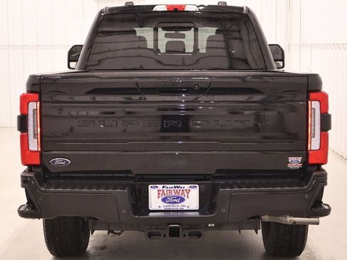 Certified 2025 Ford F350 Platinum AWD/4WD image 9