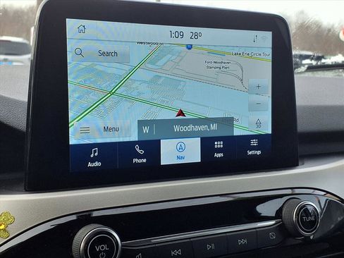 Used 2020 Ford Escape SE image 9