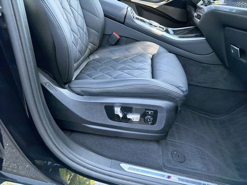 Used 2024 BMW X5 xDrive40i w/ M Sport Package AWD/4WD image 24