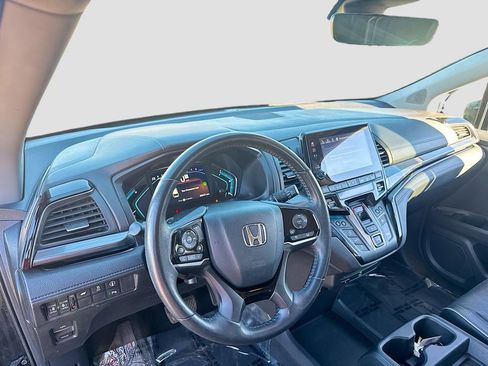 Used 2022 Honda Odyssey Elite image 9