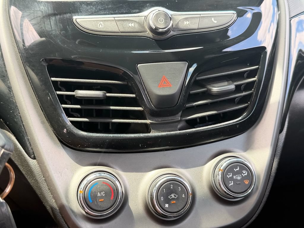Certified 2019 Chevrolet Spark LT FWD image 25
