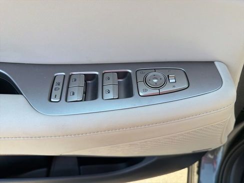 Used 2024 Hyundai Palisade Limited image 12