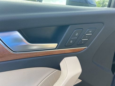 Used 2023 Audi Q5 2.0T Premium Plus image 39