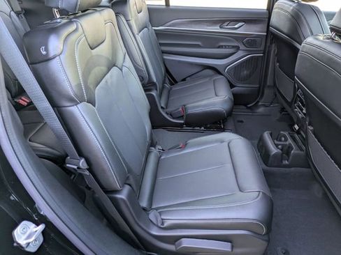 New 2026 Jeep Grand Cherokee L Limited AWD/4WD image 26