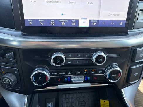 Used 2023 Ford F150 Lariat AWD/4WD image 9