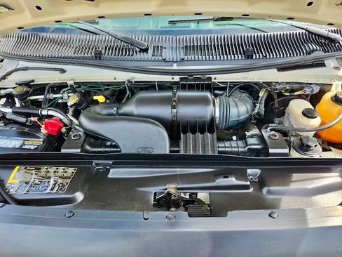 Used 2014 Ford E-350 and Econoline 350 XL w/ Power Windows & Locks Group RWD image 26