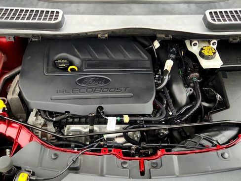 Used 2017 Ford Escape SE w/ SE Leather Comfort Package FWD image 26