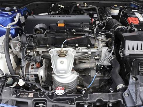 Used 2023 Honda Civic Sport image 30