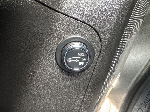 Used 2018 GMC Acadia SLE w/ Driver Alert Package I FWD image 24