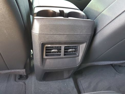 Used 2025 Chevrolet Colorado Trail Boss AWD/4WD image 16