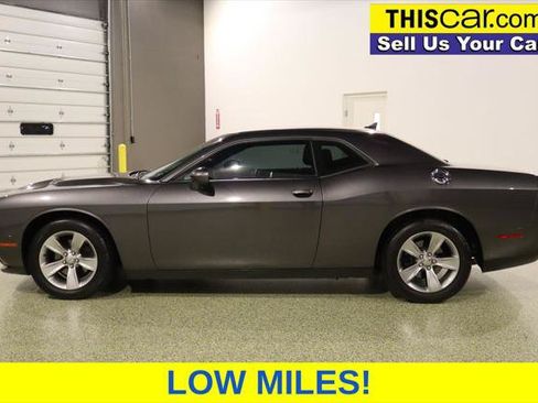 Used 2016 Dodge Challenger SXT w/ Sound Group RWD image 5