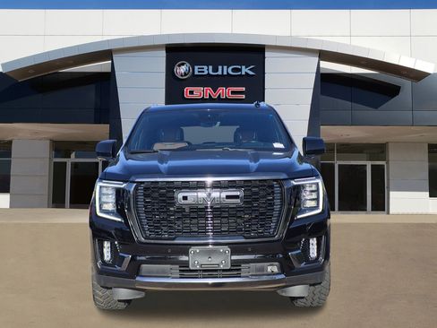 Used 2023 GMC Yukon Denali Ultimate w/ LPO, Floor Liner Package AWD/4WD image 2