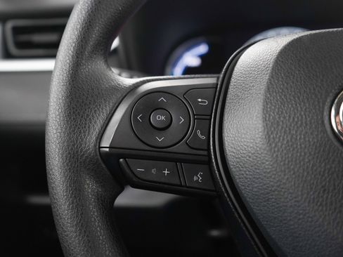 Used 2024 Toyota RAV4 XLE image 25