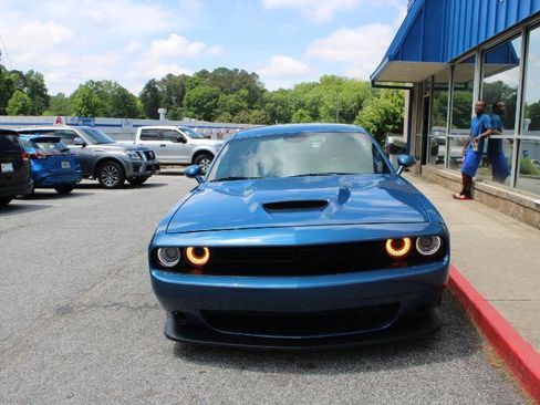 Used 2022 Dodge Challenger GT w/ Blacktop Package RWD image 2