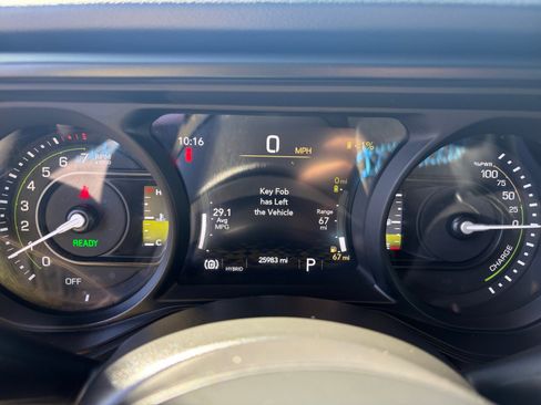 Used 2024 Jeep Wrangler Unlimited Rubicon 4xe AWD/4WD image 10