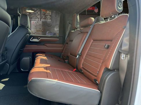 New 2026 GMC Sierra 2500 Denali Ultimate AWD/4WD image 14