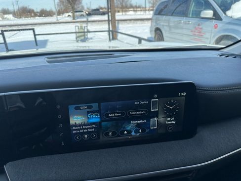 Used 2025 Nissan Kicks SV image 17