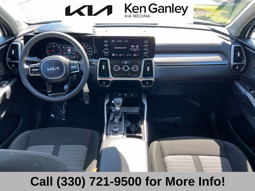 Certified 2023 Kia Sorento LX AWD/4WD image 41