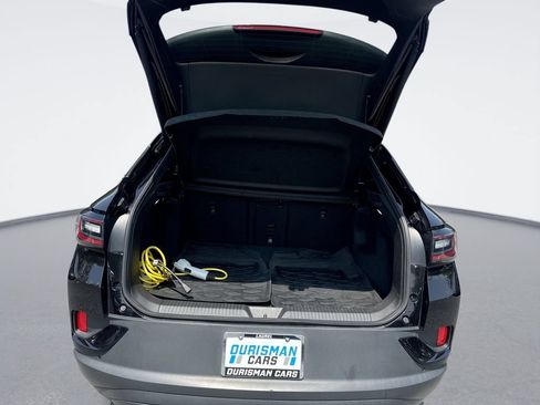 Used 2023 Volkswagen ID.4 S RWD image 20