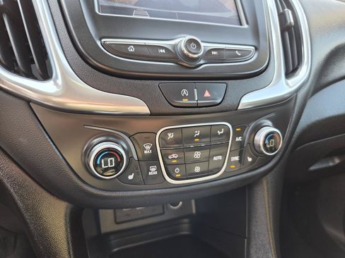 Used 2024 Chevrolet Equinox LT AWD/4WD image 22