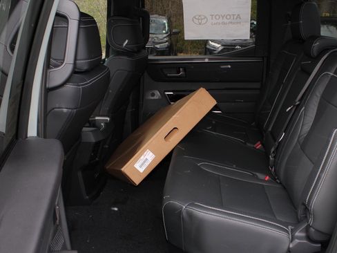 New 2026 Toyota Tundra Limited AWD/4WD image 16