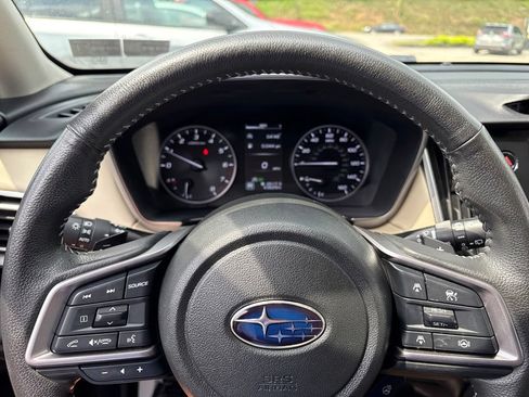 Used 2023 Subaru Outback Limited AWD/4WD image 23