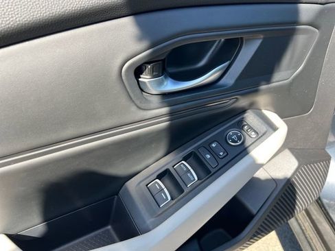 Used 2024 Honda Accord EX image 34