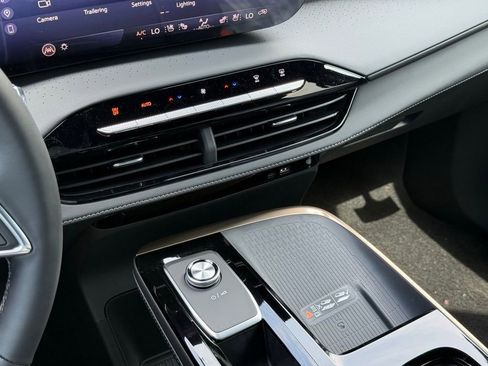 New 2026 Buick Enclave Avenir w/ Super Cruise Package image 31