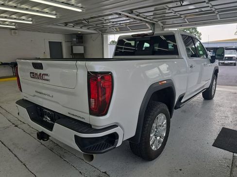 Certified 2023 GMC Sierra 3500 Denali w/ Denali Ultimate Package AWD/4WD image 6