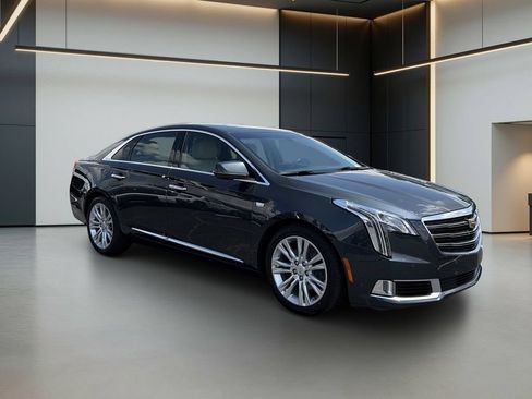 Used 2019 Cadillac XTS Luxury FWD image 8