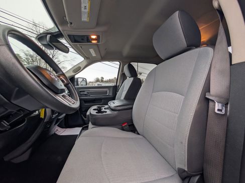 Used 2023 RAM 1500 Classic SLT w/ Protection Group image 31