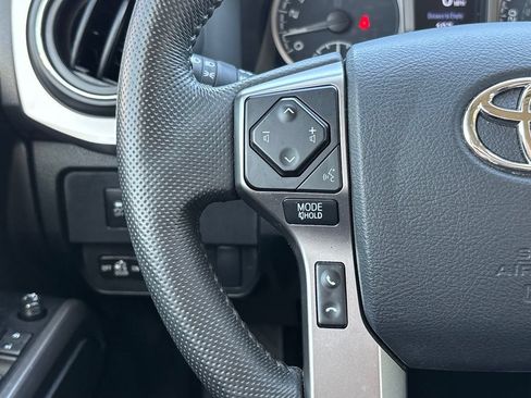 Used 2023 Toyota Tacoma SR5 RWD image 16