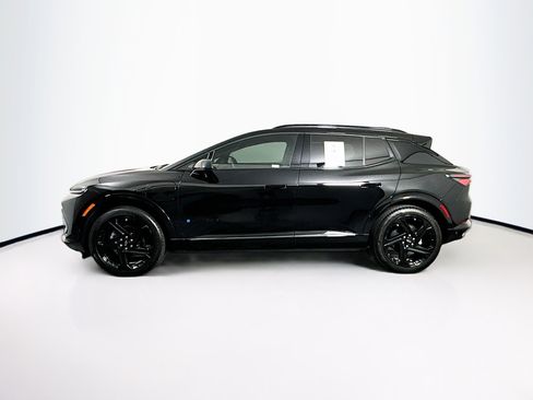 Used 2024 Chevrolet Equinox EV RS FWD image 4