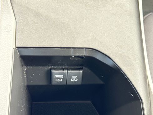 Used 2023 Toyota Camry LE FWD image 26