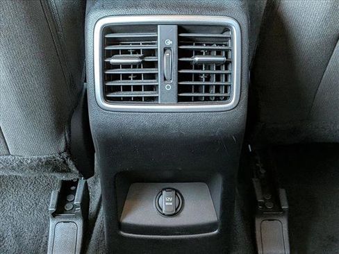 Used 2018 Kia Sportage LX image 16