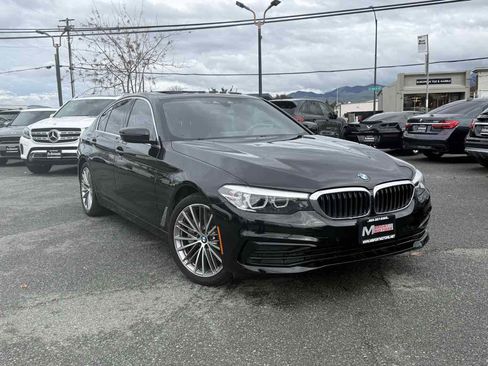 Used 2019 BMW 530i w/ Convenience Package image 1