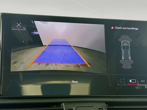 New 2024 Audi Q5 e Premium image 13