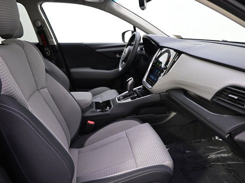 Used 2022 Subaru Outback Premium image 16