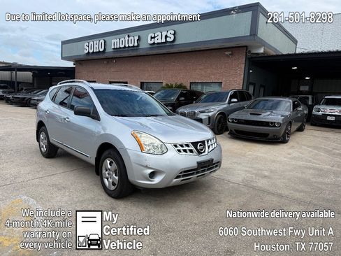 Used 2015 Nissan Rogue S w/ Convenience Package FWD image 1