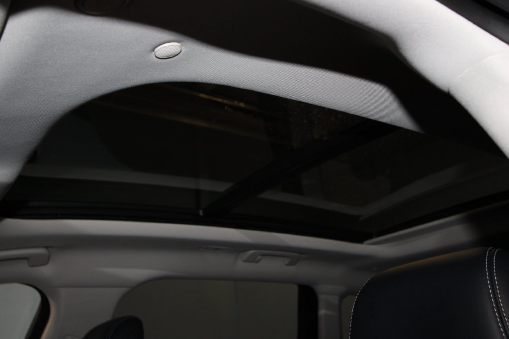 Used 2025 Lincoln Nautilus Reserve AWD/4WD image 24