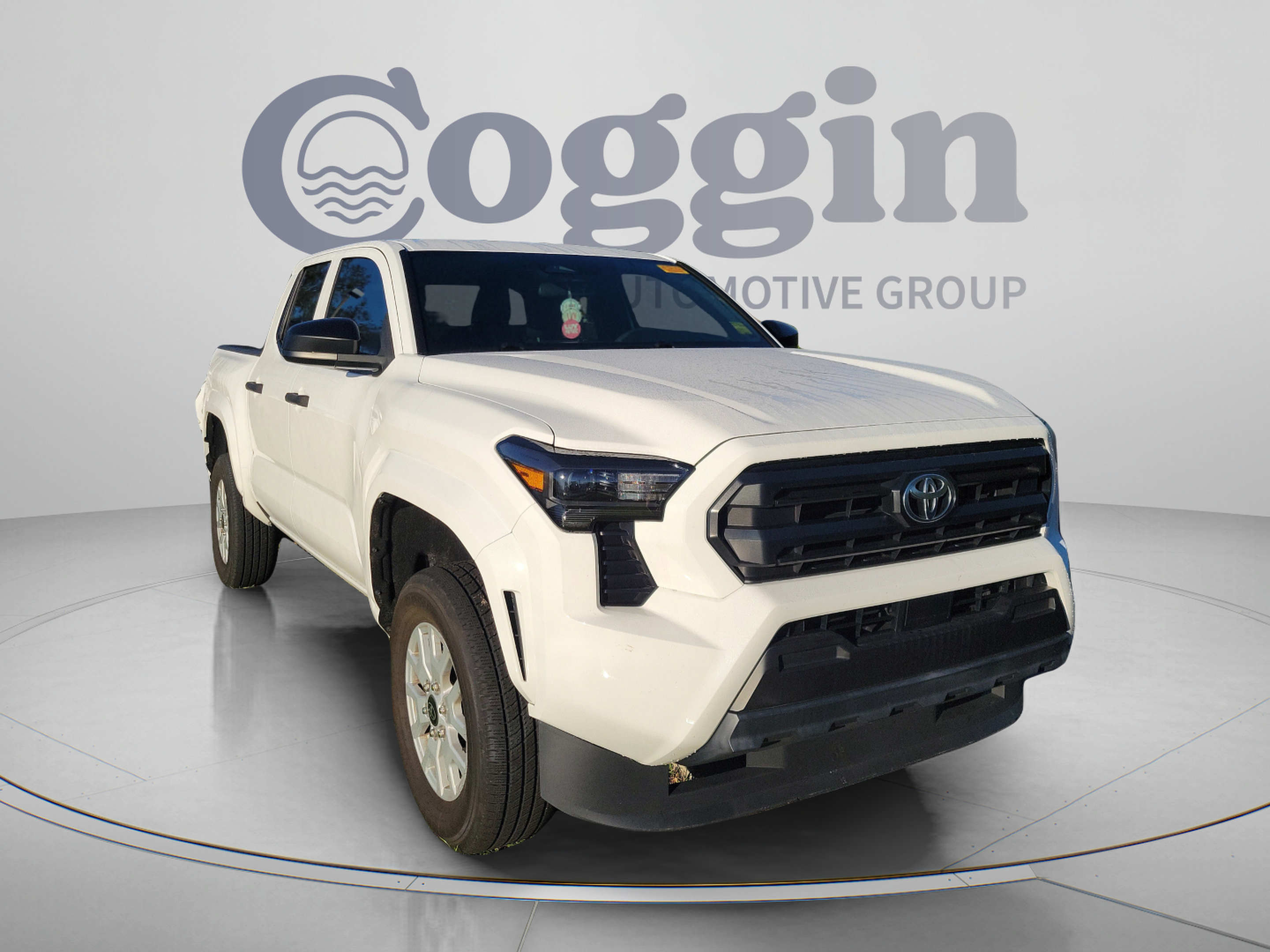Used 2024 Toyota Tacoma SR RWD image 6