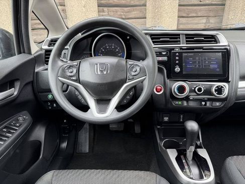 Used 2018 Honda Fit EX image 11