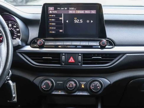 Used 2024 Kia Forte LXS image 13