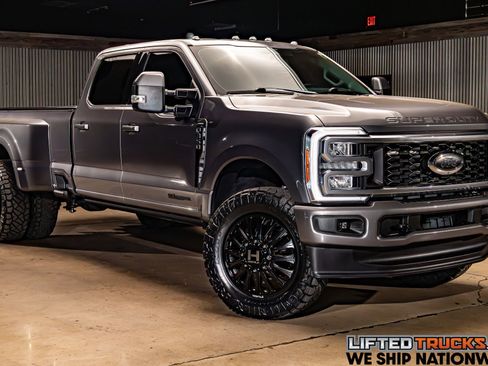 Used 2023 Ford F350 Lariat w/ FX4 Off-Road Package AWD/4WD image 1