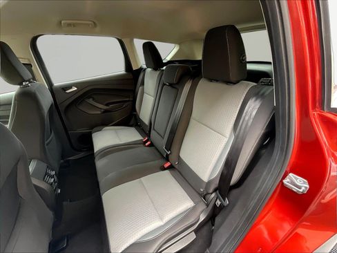 Used 2019 Ford Escape SE FWD image 22