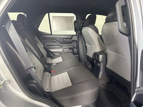 Used 2025 Toyota 4Runner TRD Sport image 5