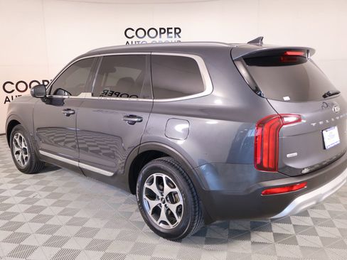 Used 2020 Kia Telluride EX image 25