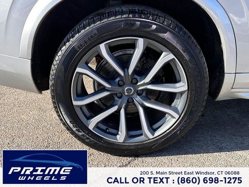 Used 2016 Volvo XC90 T6 Momentum w/ Momentum Plus Package image 26