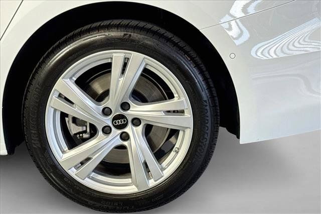 Used 2025 Audi A5 2.0T Premium AWD/4WD image 28