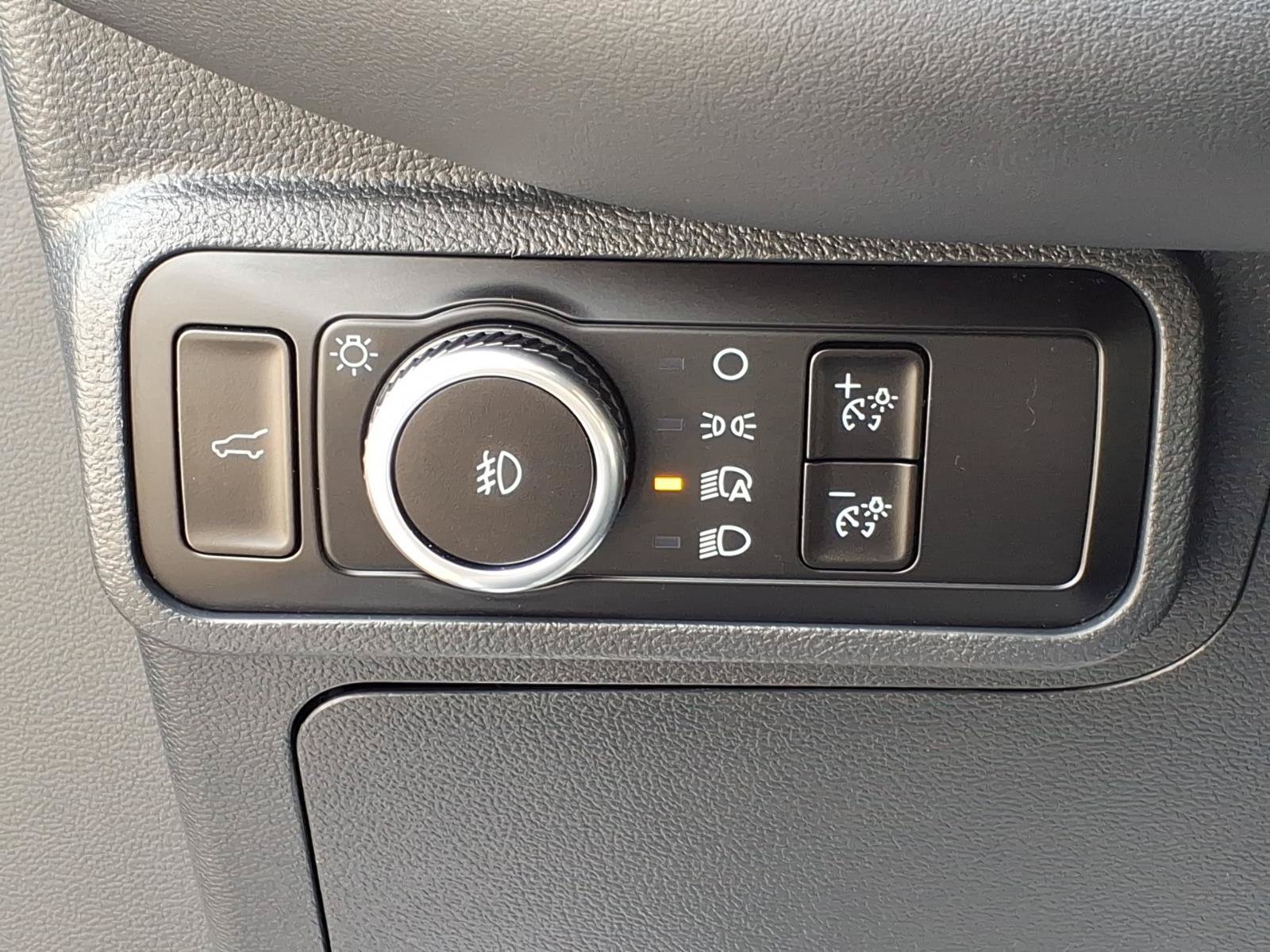 Used 2025 Ford Explorer ST-Line w/ ST-Line Street Pack AWD/4WD image 19